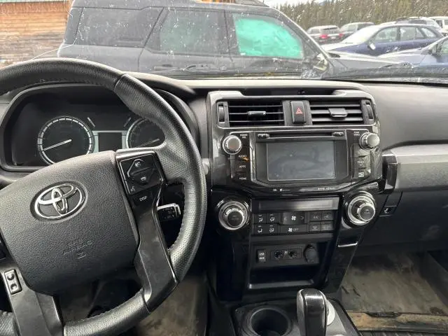 2019 TOYOTA 4RUNNER SR5/SR5 PREMIUM  