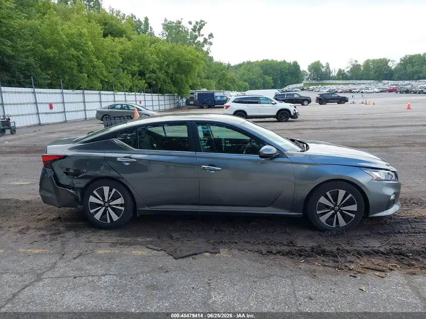 2022 NISSAN ALTIMA SV FWD