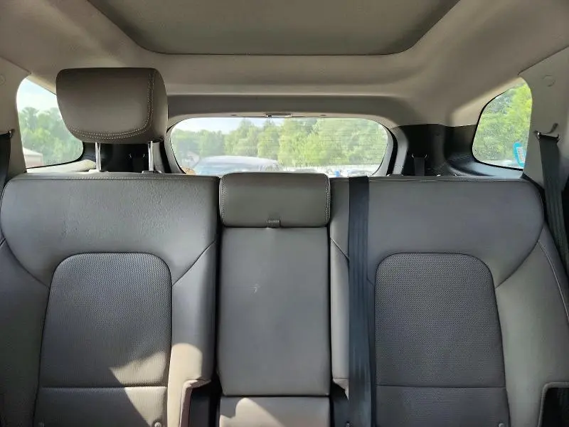 2017 HYUNDAI SANTA FE SE ULTIMATE  