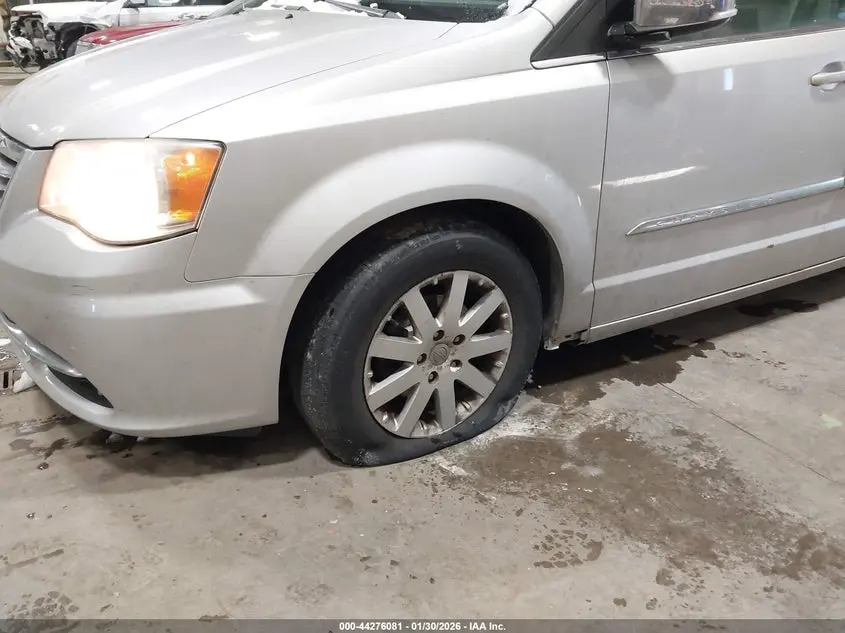 2011 CHRYSLER TOWN & COUNTRY TOURING-L