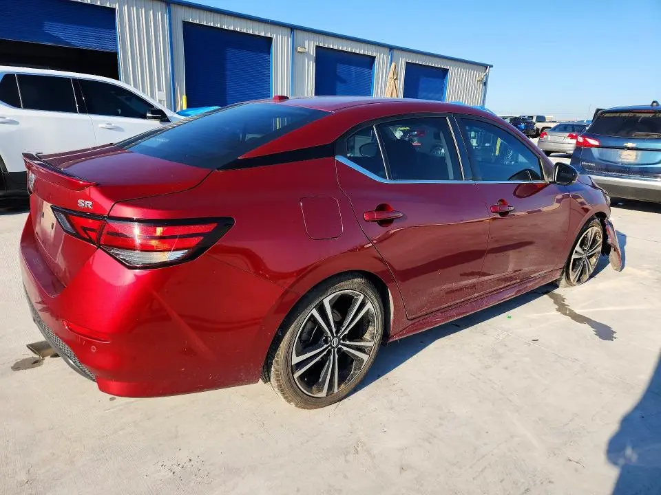 2022 NISSAN SENTRA SR  