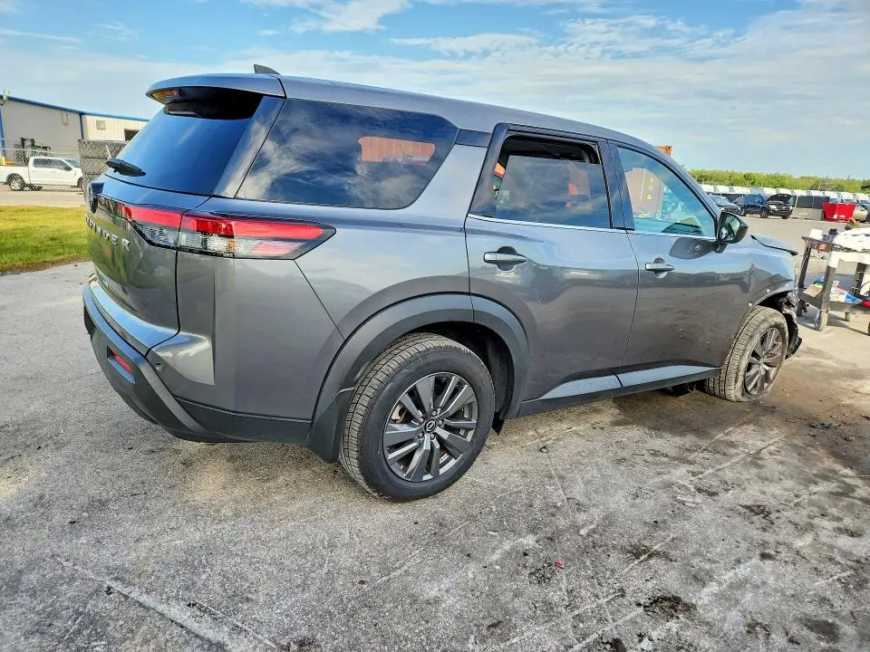 2023 NISSAN PATHFINDER S  