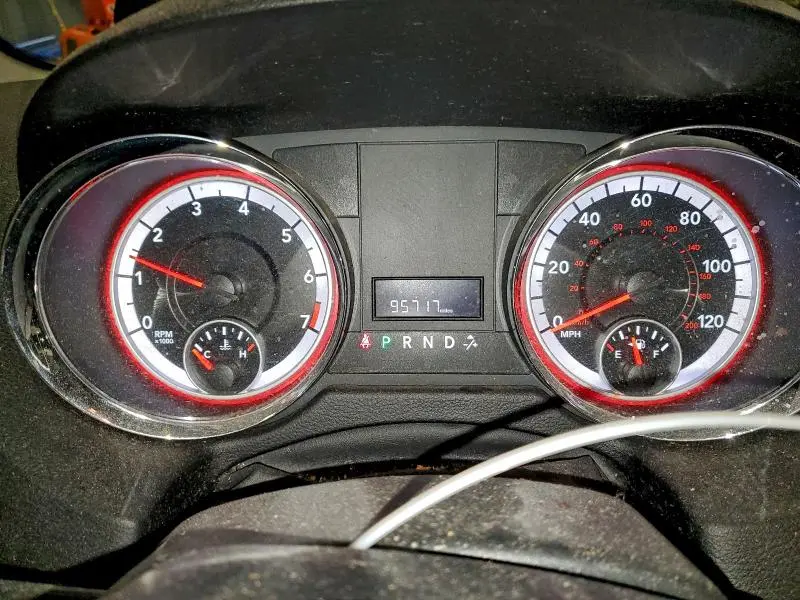 2012 DODGE GRAND CARAVAN SE  