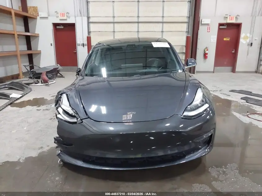 2018 TESLA MODEL 3 LONG RANGE/MID RANGE