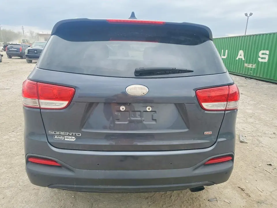 2017 KIA SORENTO LX  