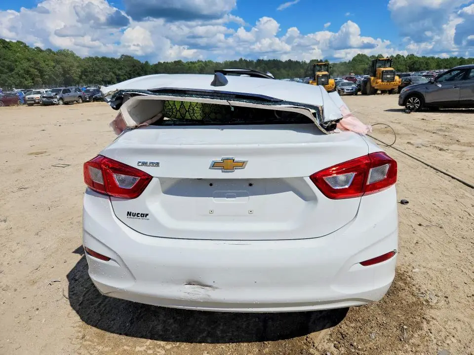 2017 CHEVROLET CRUZE LS  