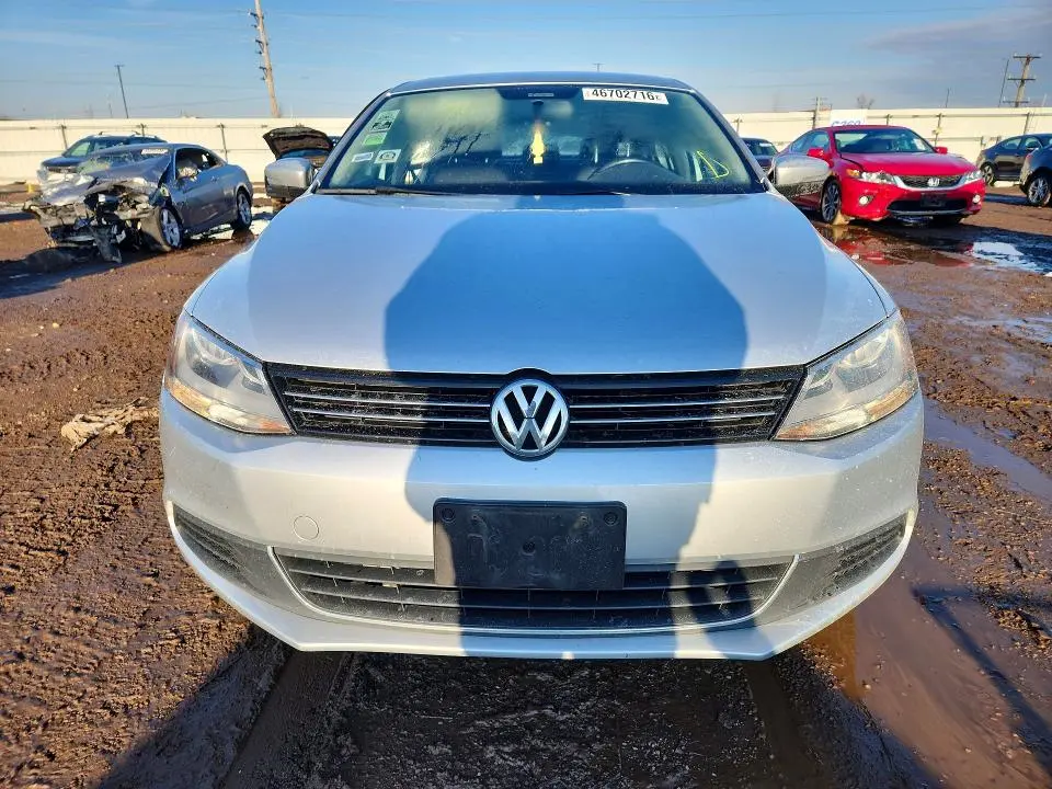2014 VOLKSWAGEN JETTA SE  