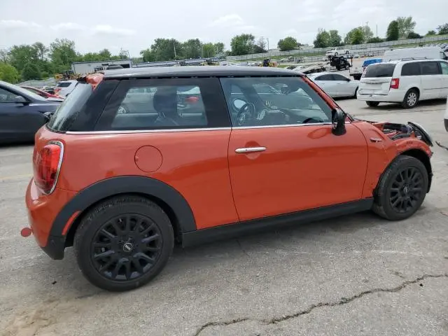 2021 MINI COOPER 
