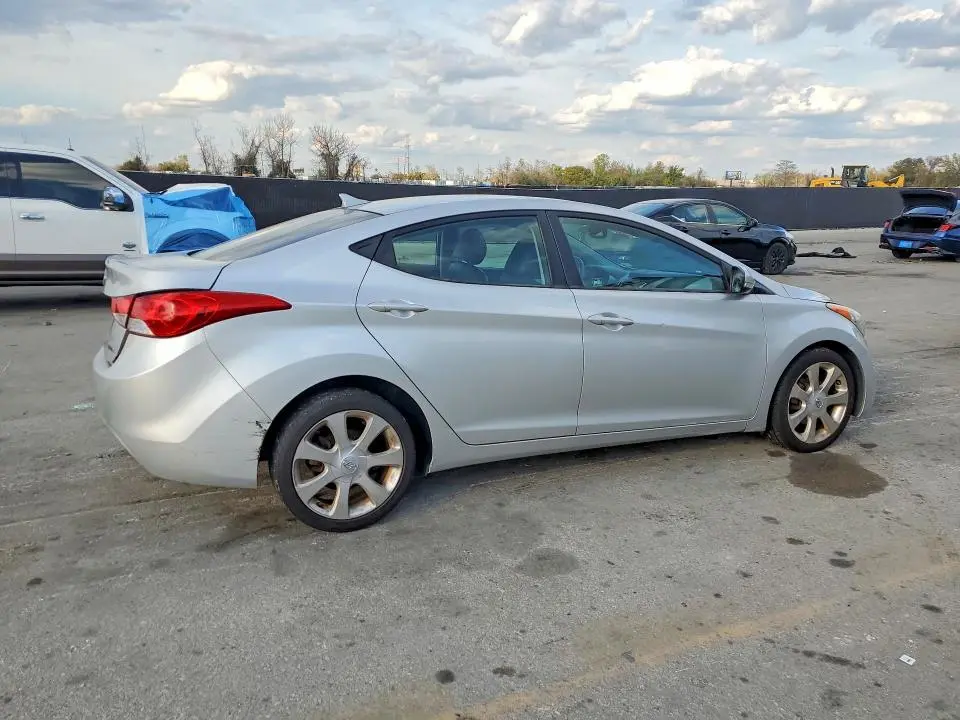 2012 HYUNDAI ELANTRA LIMITED  