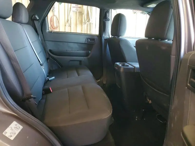 2012 FORD ESCAPE XLT  