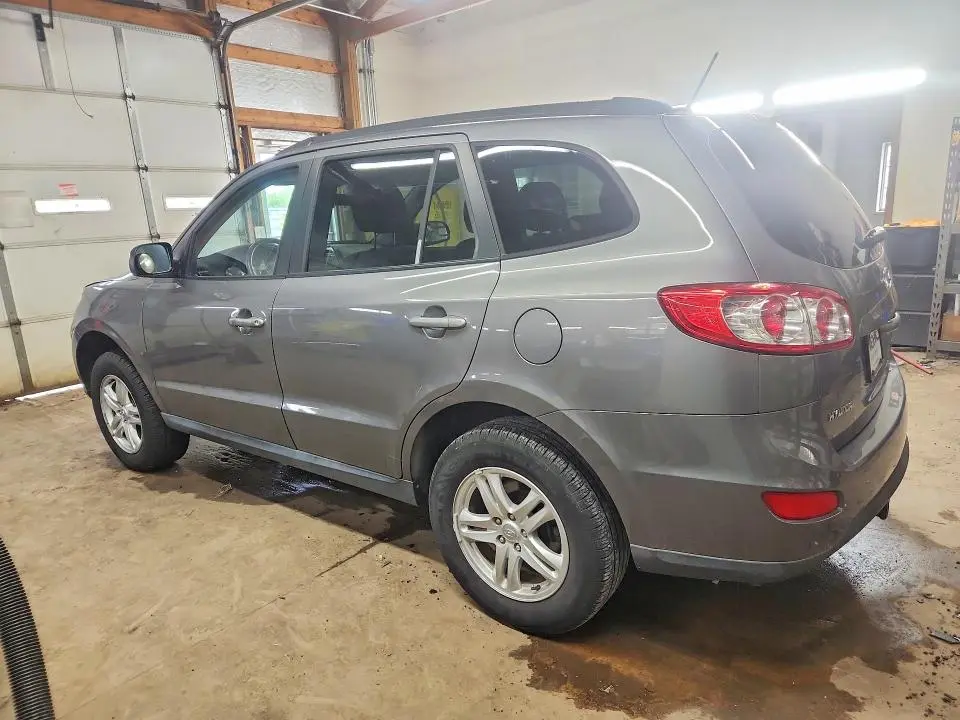 2010 HYUNDAI SANTA FE GLS  