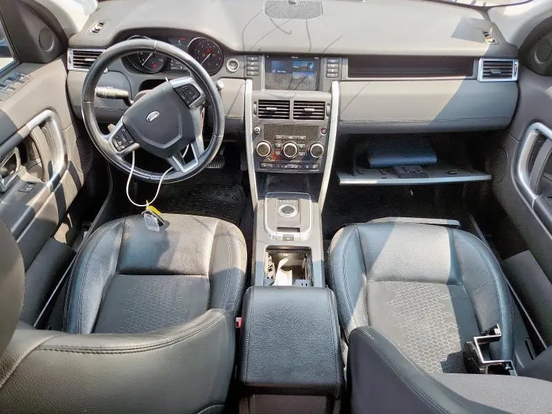 2017 LAND ROVER DISCOVERY SPORT SE  