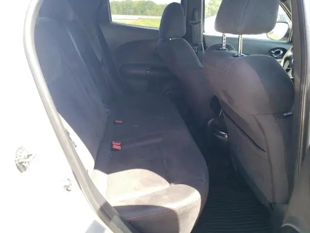 2013 NISSAN JUKE S  