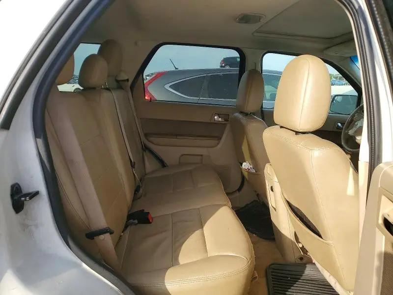 2011 FORD ESCAPE LIMITED  