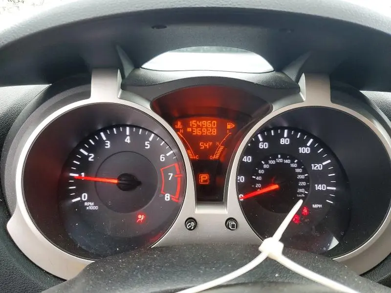2012 NISSAN JUKE S  