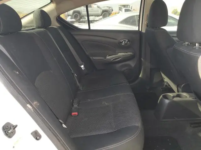 2017 NISSAN VERSA S  