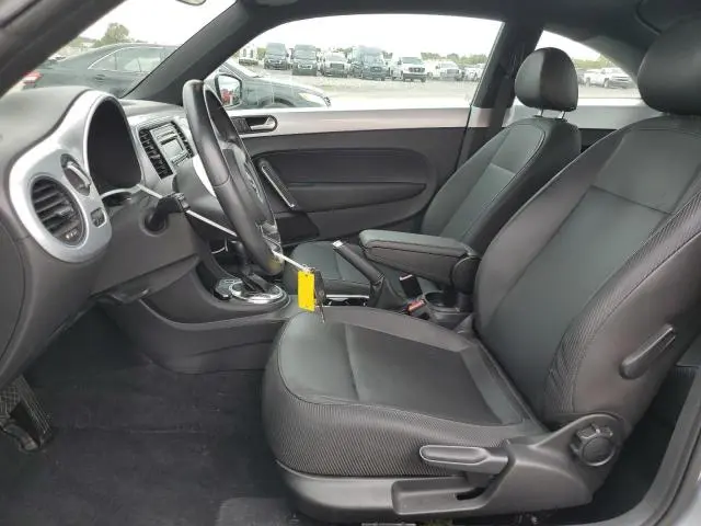 2013 VOLKSWAGEN BEETLE