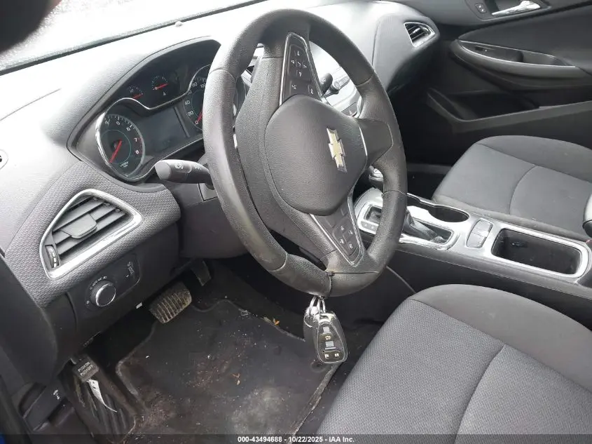 2017 CHEVROLET CRUZE LT AUTO