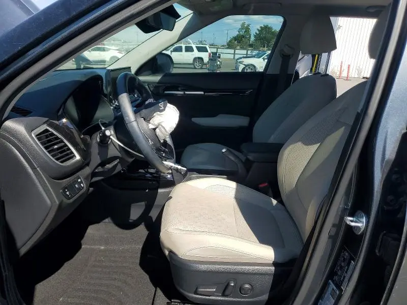 2023 KIA SELTOS EX  