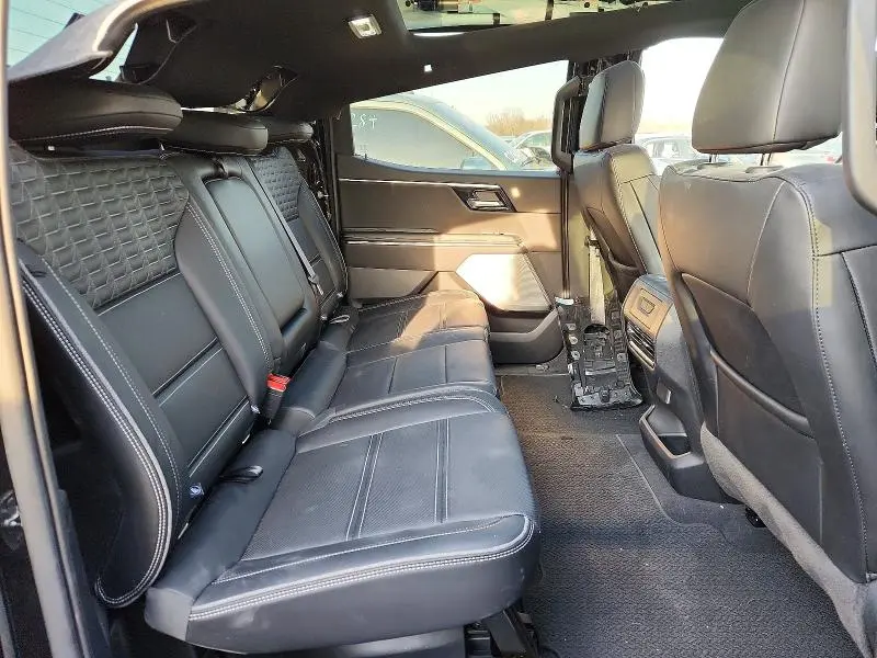 2025 GMC SIERRA DENALI  