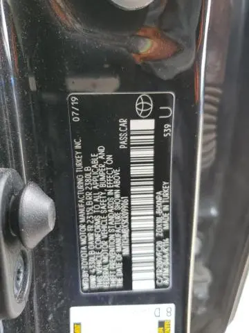 2019 TOYOTA C-HR XLE  