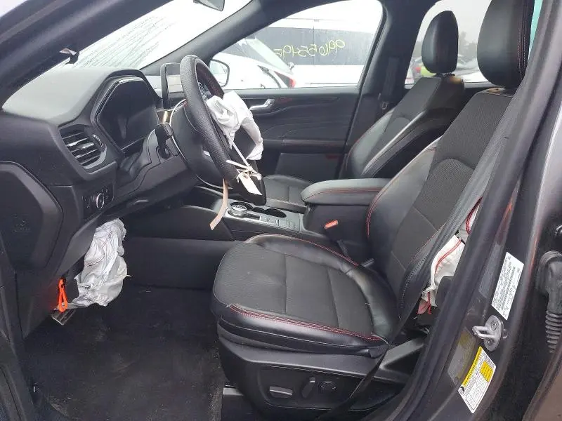 2023 FORD ESCAPE ST LINE SELECT  