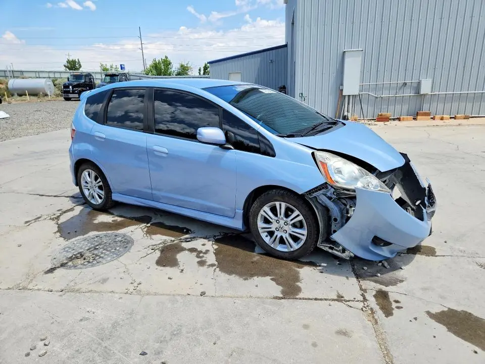 2010 HONDA FIT SPORT  
