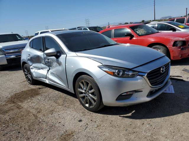 2018 MAZDA 3 TOURING