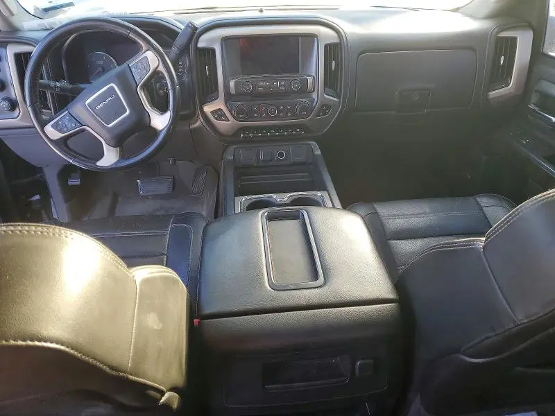 2015 GMC SIERRA K2500 DENALI  