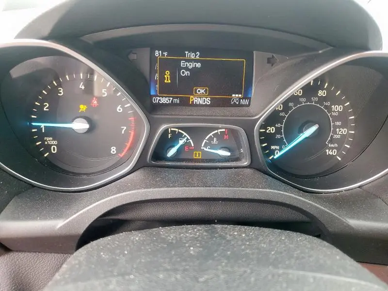 2017 FORD ESCAPE SE  