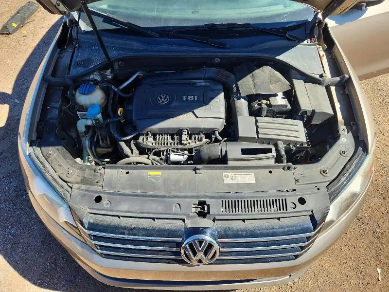 2015 VOLKSWAGEN PASSAT S  