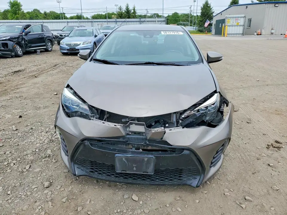 2019 TOYOTA COROLLA SE  