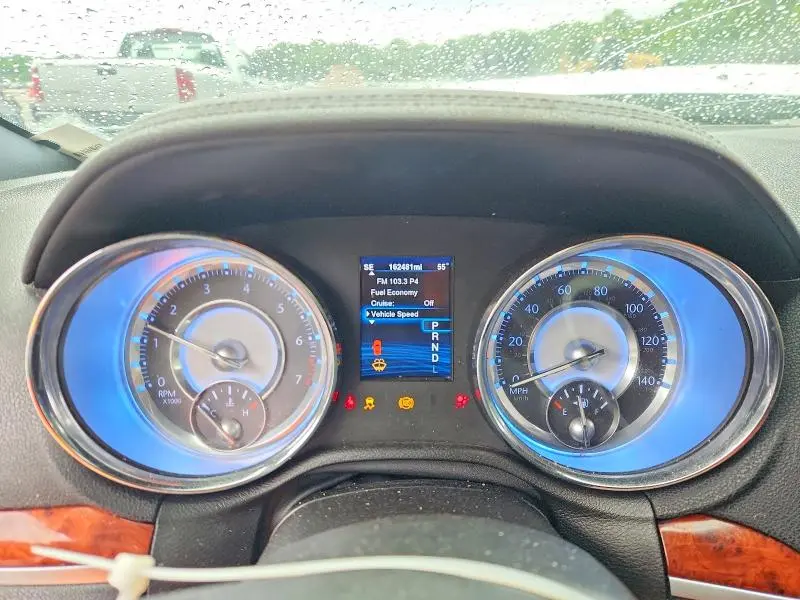 2013 CHRYSLER 300   