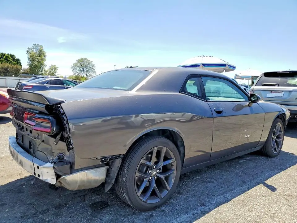 2021 DODGE CHALLENGER SXT  