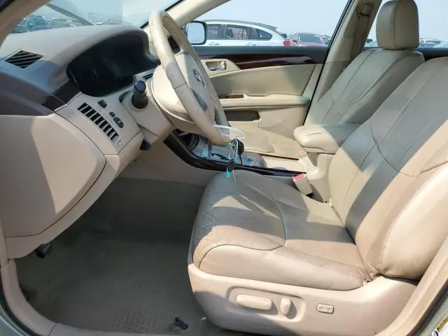 2010 TOYOTA AVALON XL  