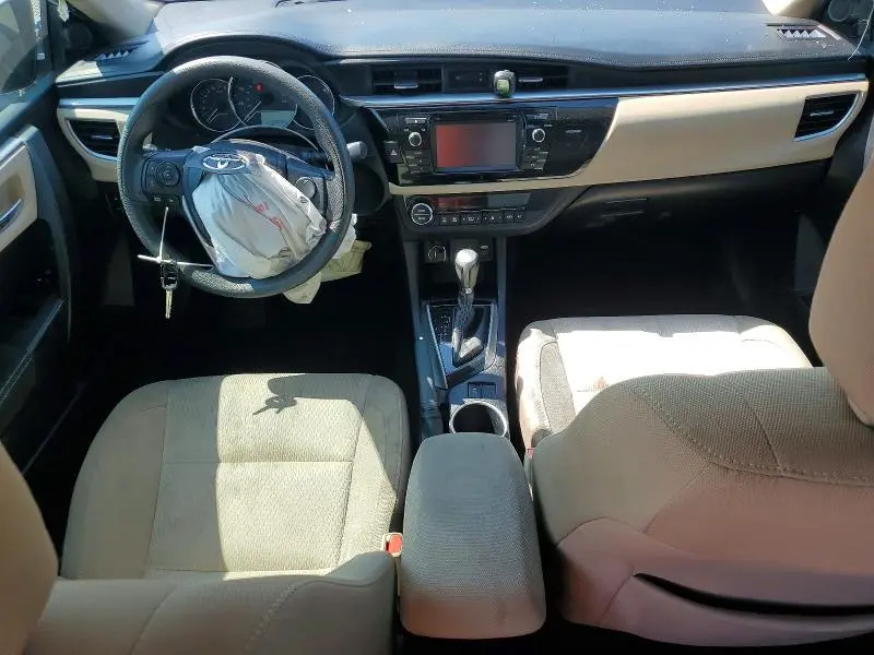 2015 TOYOTA COROLLA LE PLUS  