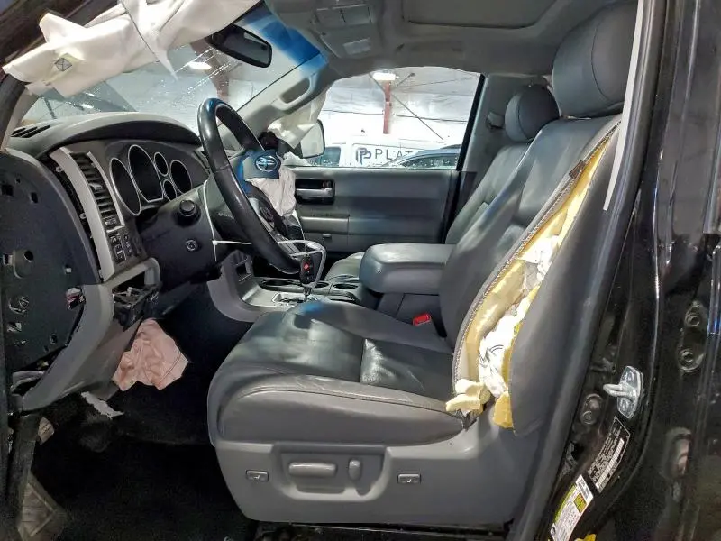 2016 TOYOTA SEQUOIA LIMITED  