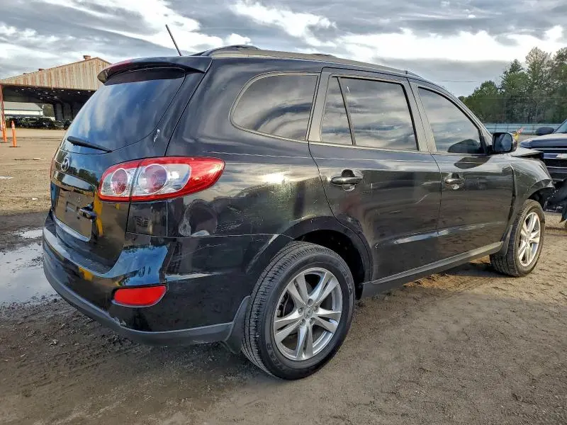 2012 HYUNDAI SANTA FE SE  