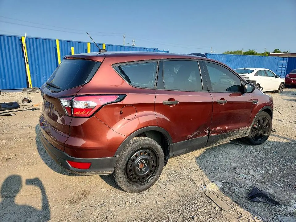 2018 FORD ESCAPE S  
