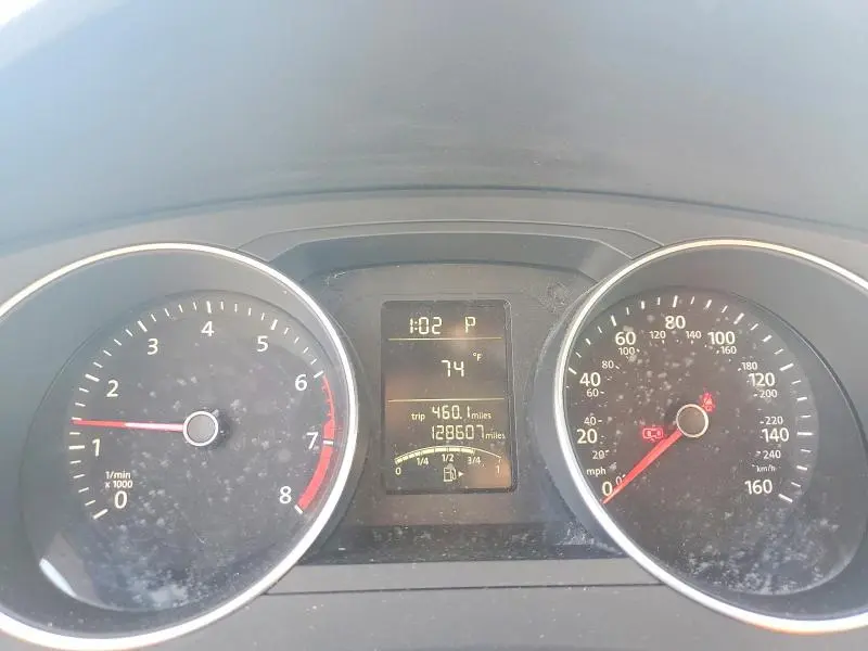 2016 VOLKSWAGEN JETTA SE  