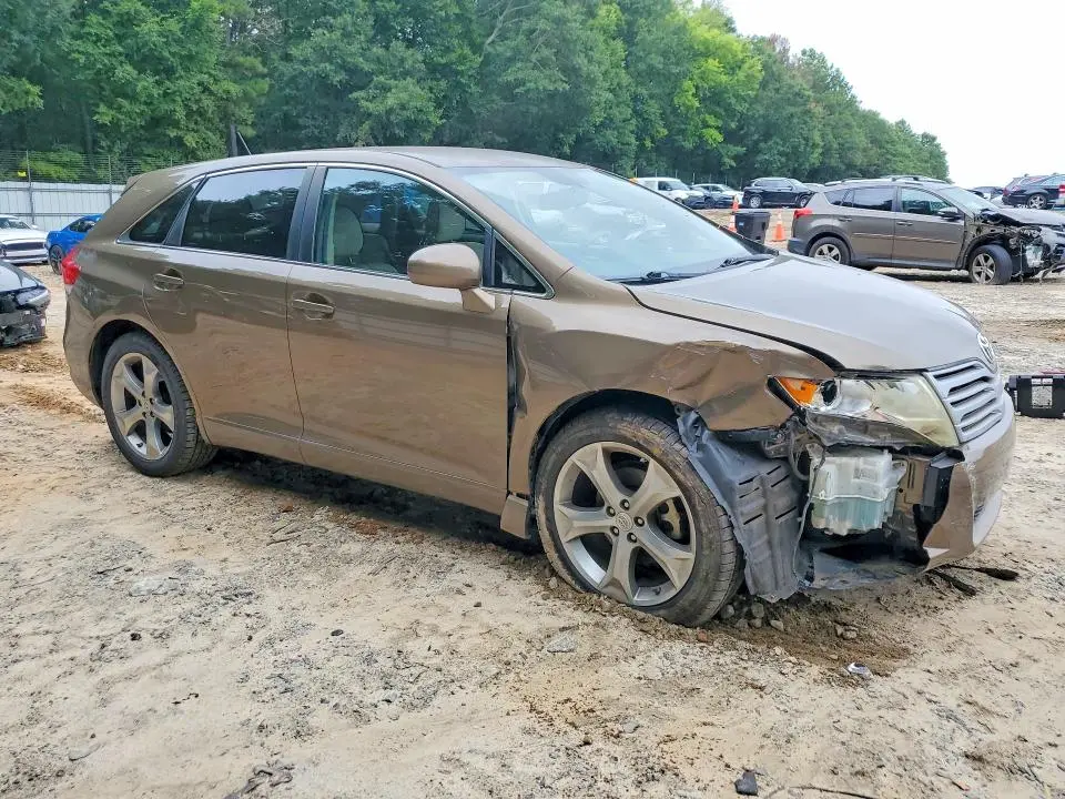 2012 TOYOTA VENZA LE  