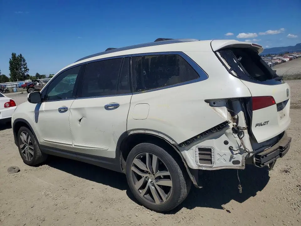 2016 HONDA PILOT TOURING  