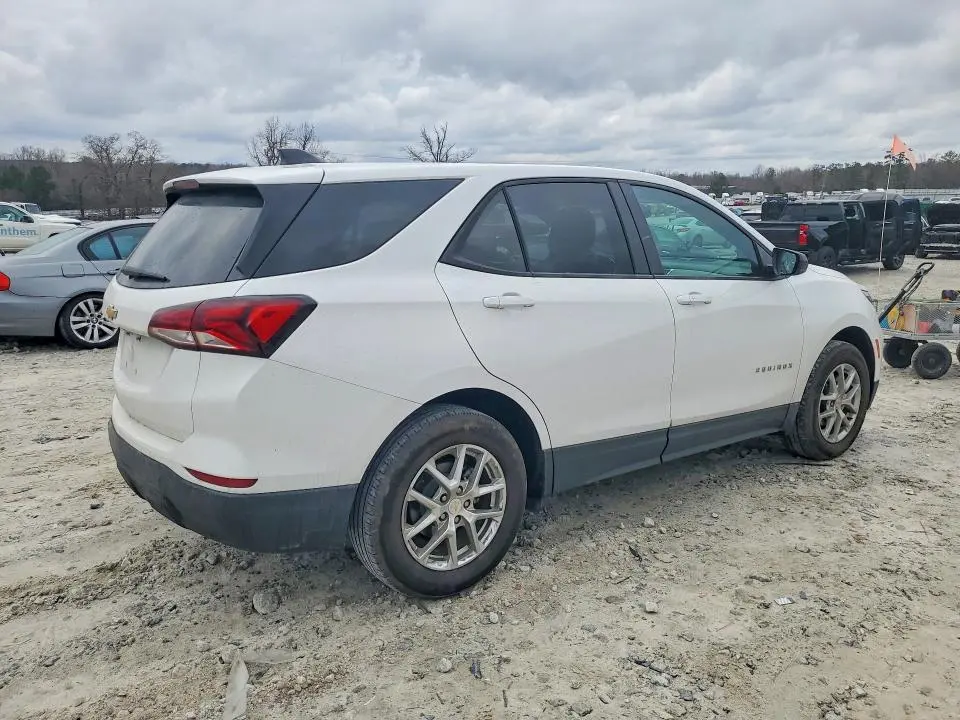 2024 CHEVROLET EQUINOX LS  