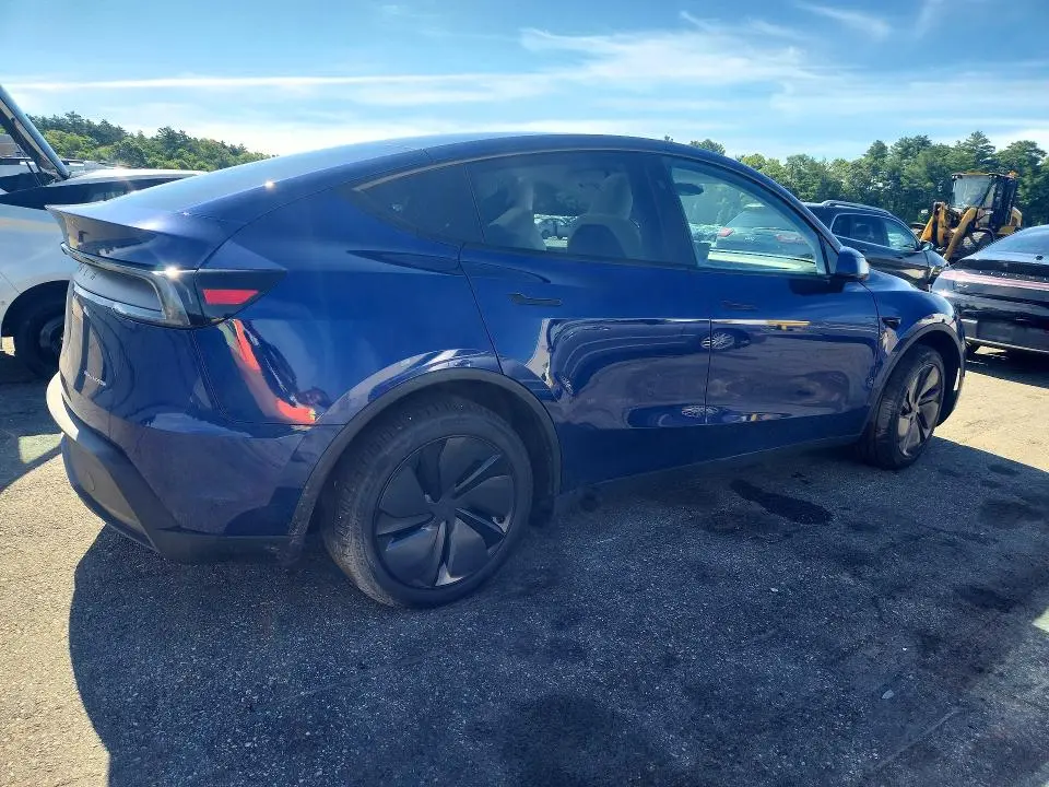 2026 TESLA MODEL Y   