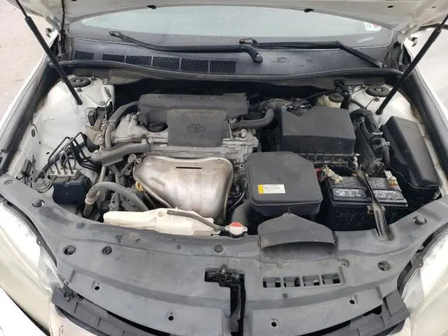 2016 TOYOTA CAMRY LE  