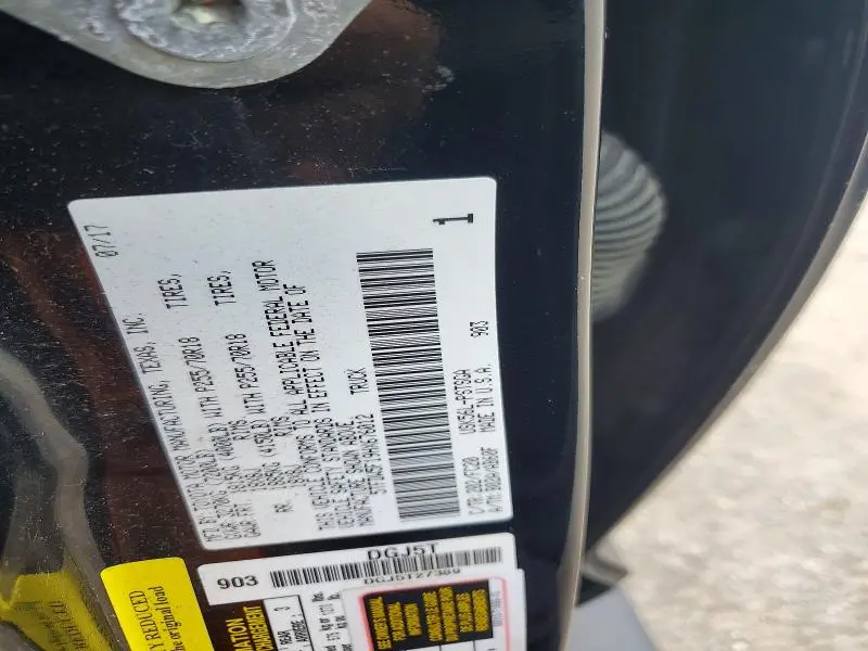 2017 TOYOTA TUNDRA SR5  