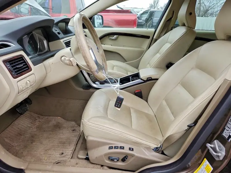 2015 VOLVO XC70 T6 PREMIER+  