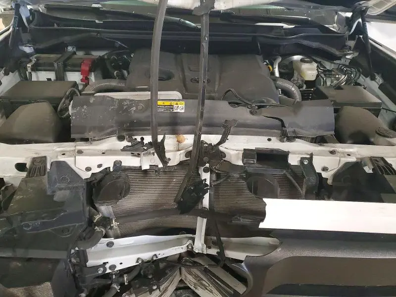 2025 TOYOTA TUNDRA CREWMAX SR  