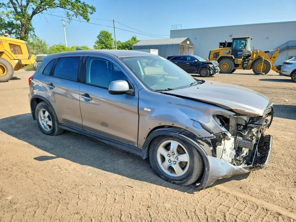 2019 MITSUBISHI RVR SE  