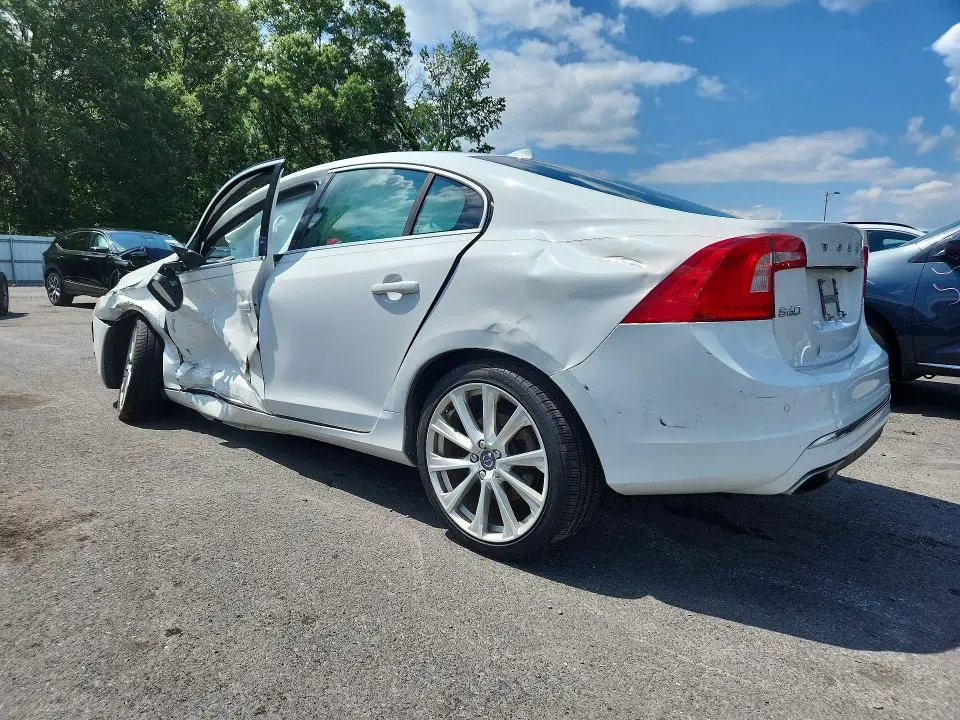 2016 VOLVO S60 PREMIER  